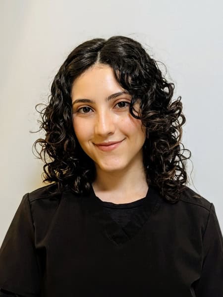 Staff Dr Avisa Mohammad-Hassani